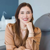 Dra. Andrea Masis